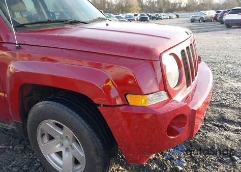 2010 Jeep Patriot Sport из США, поврежденный, VIN 1J4NF2GB9AD581946